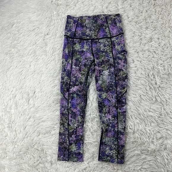 Lululemon Fast & Free Crop II Nulux 19" Vivid Vision Multi Black - Picture 1 of 6